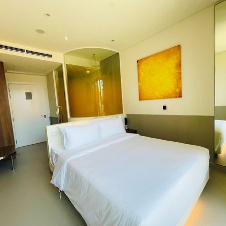 Wink Icon Hotel Danang Riverside - Luxury Suites - 24Hrs Stay & Rooftop Pool Bar Екстериор снимка