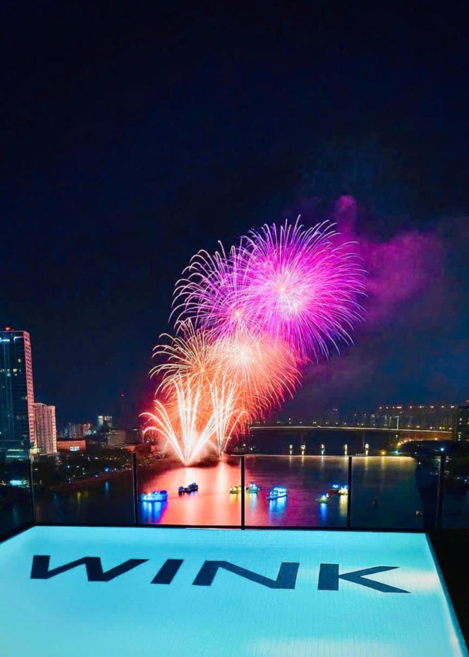 Wink Icon Hotel Danang Riverside - Luxury Suites - 24Hrs Stay & Rooftop Pool Bar Екстериор снимка